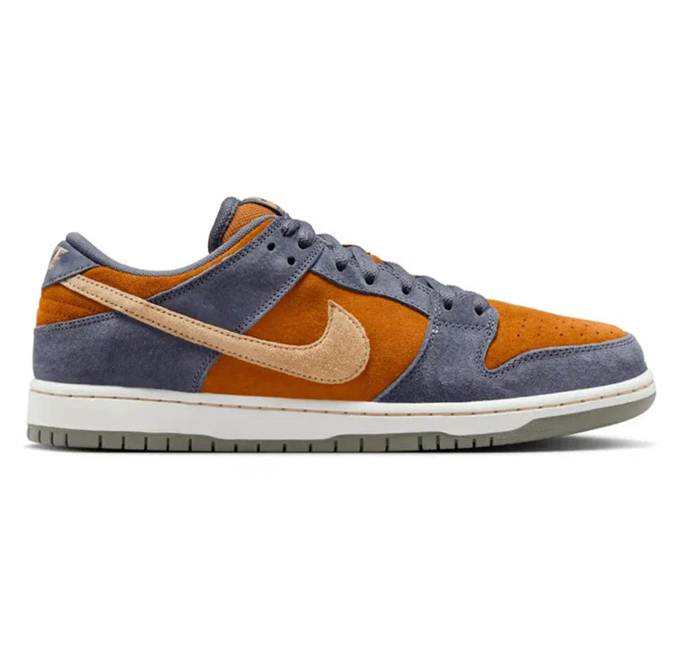 Nike SB - Dunk Low Pro